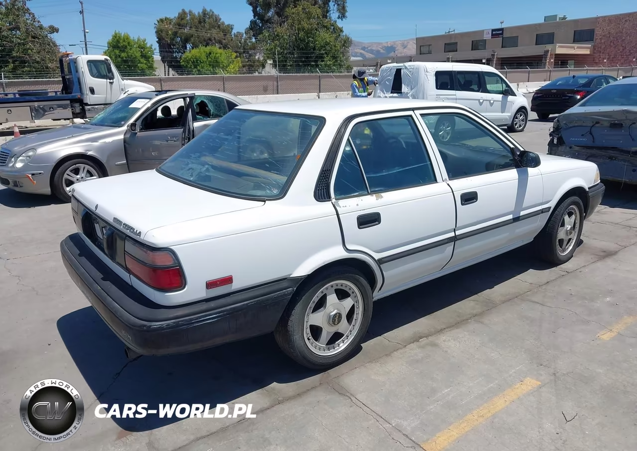 1990 Toyota Corolla Dlx VIN:1NXAE94A8LZ129500 - 4