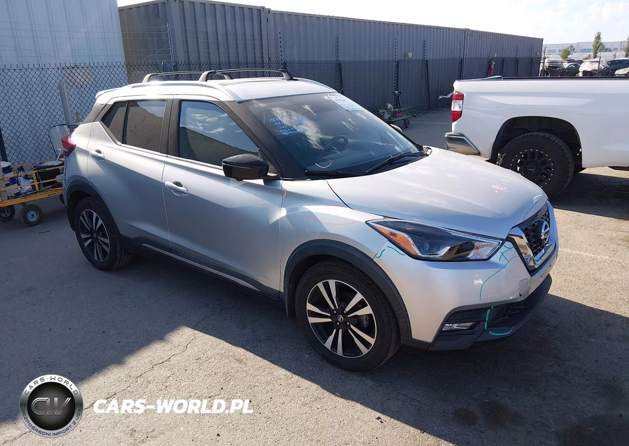 2019 Nissan Kicks Sr – zdjęcie 1 z 17
