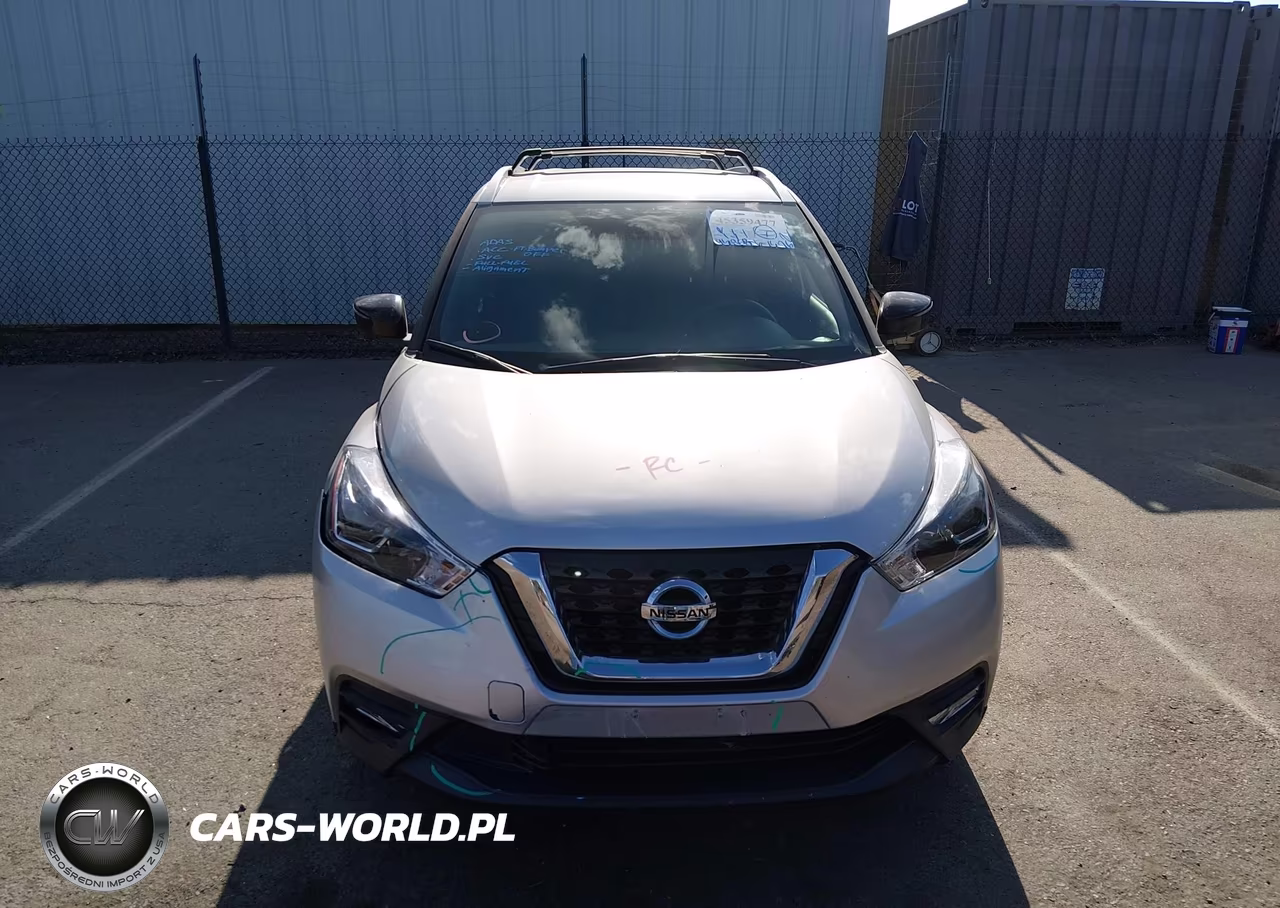 2019 Nissan Kicks Sr VIN:3N1CP5CU9KL477913 - 12