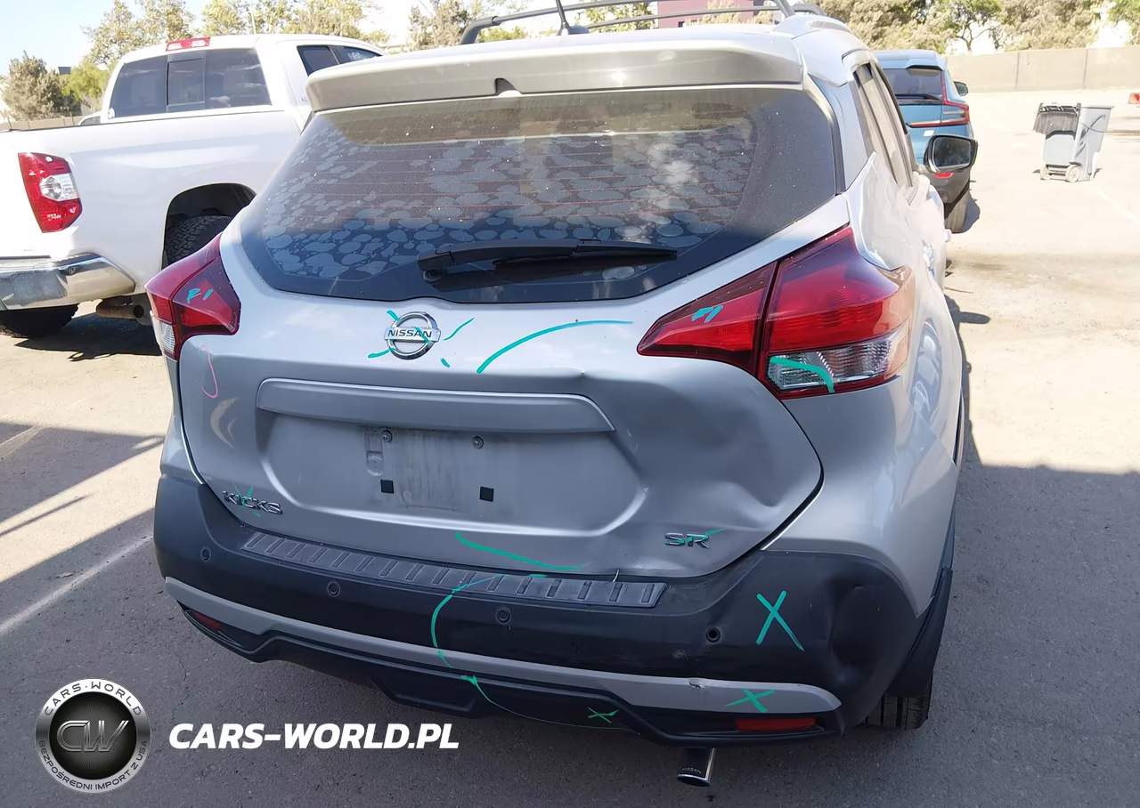 2019 Nissan Kicks Sr VIN:3N1CP5CU9KL477913 - 6
