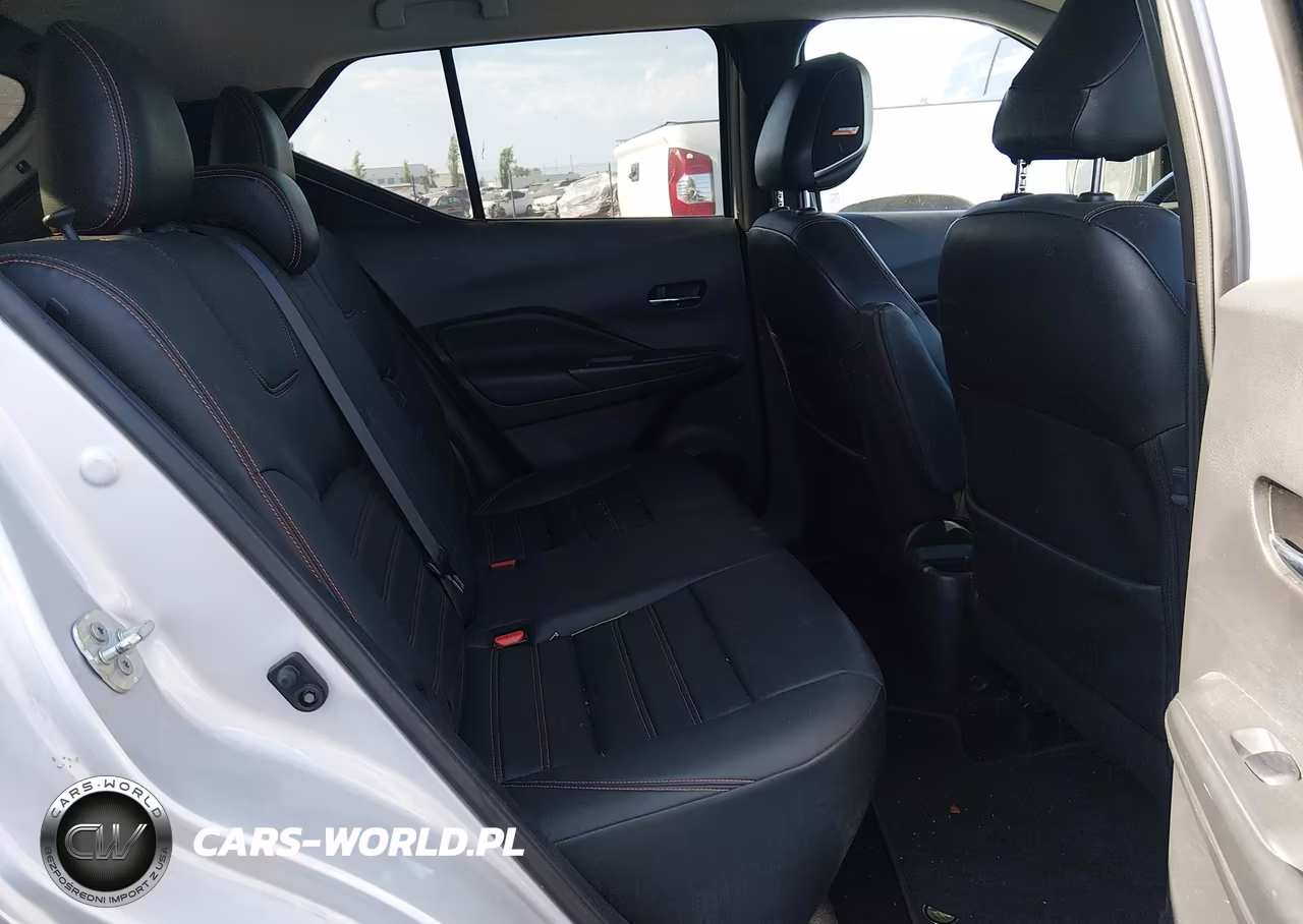 2019 Nissan Kicks Sr VIN:3N1CP5CU9KL477913 - 8