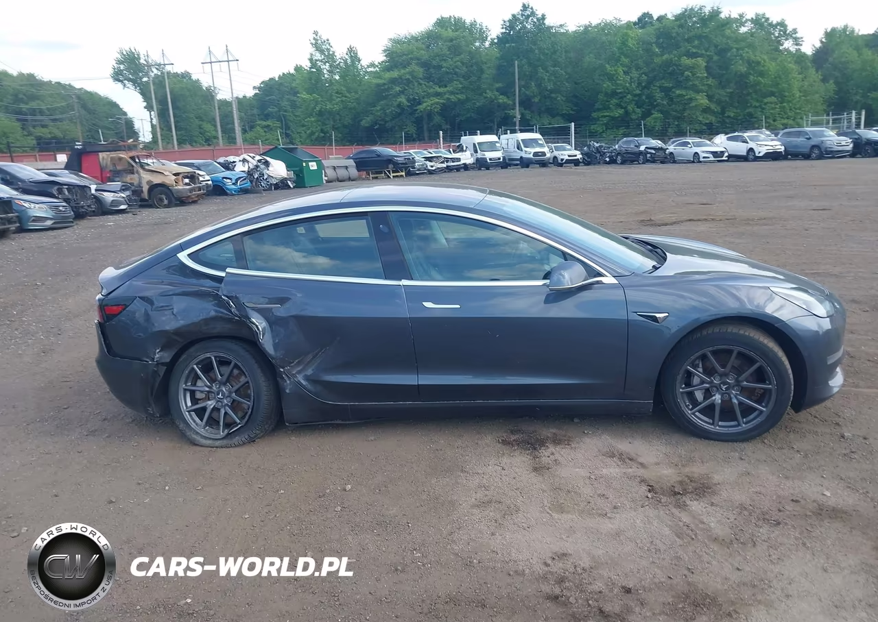2018 Tesla Model 3 Long Range-Mid Range VIN:5YJ3E1EA7JF025762 - 13