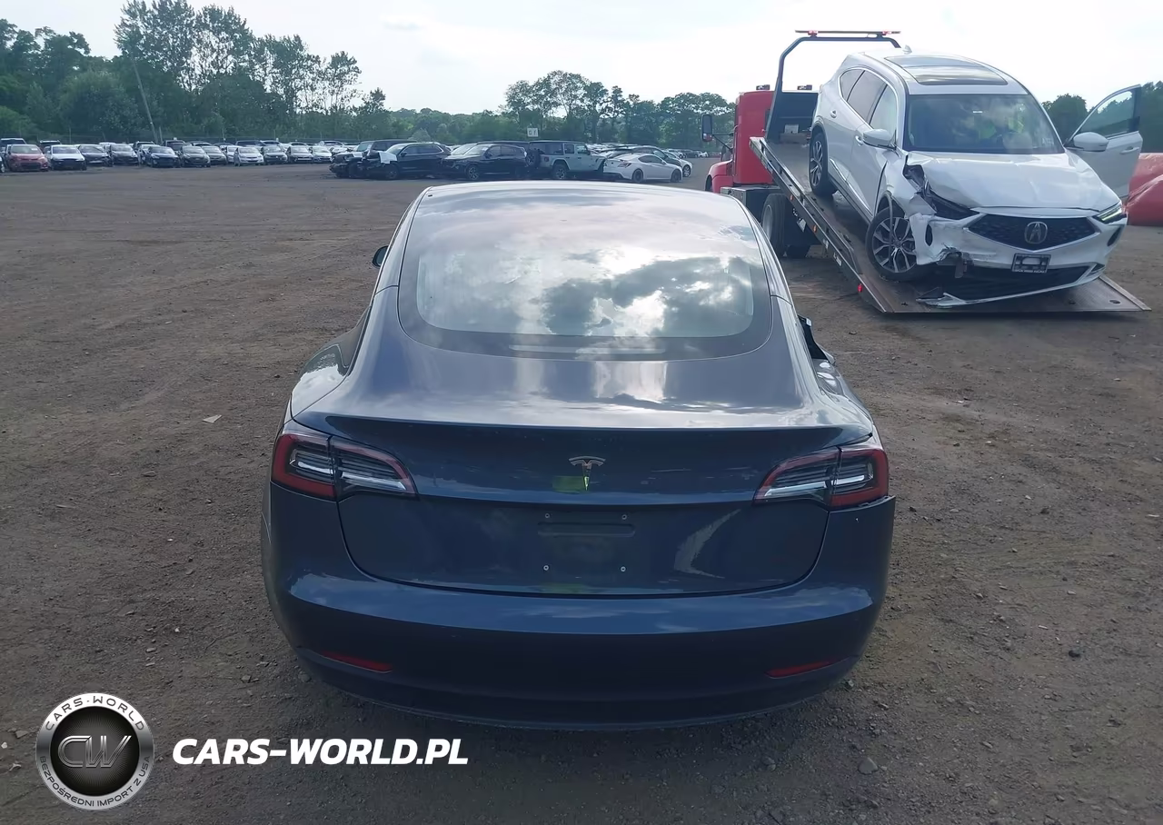 2018 Tesla Model 3 Long Range-Mid Range VIN:5YJ3E1EA7JF025762 - 16