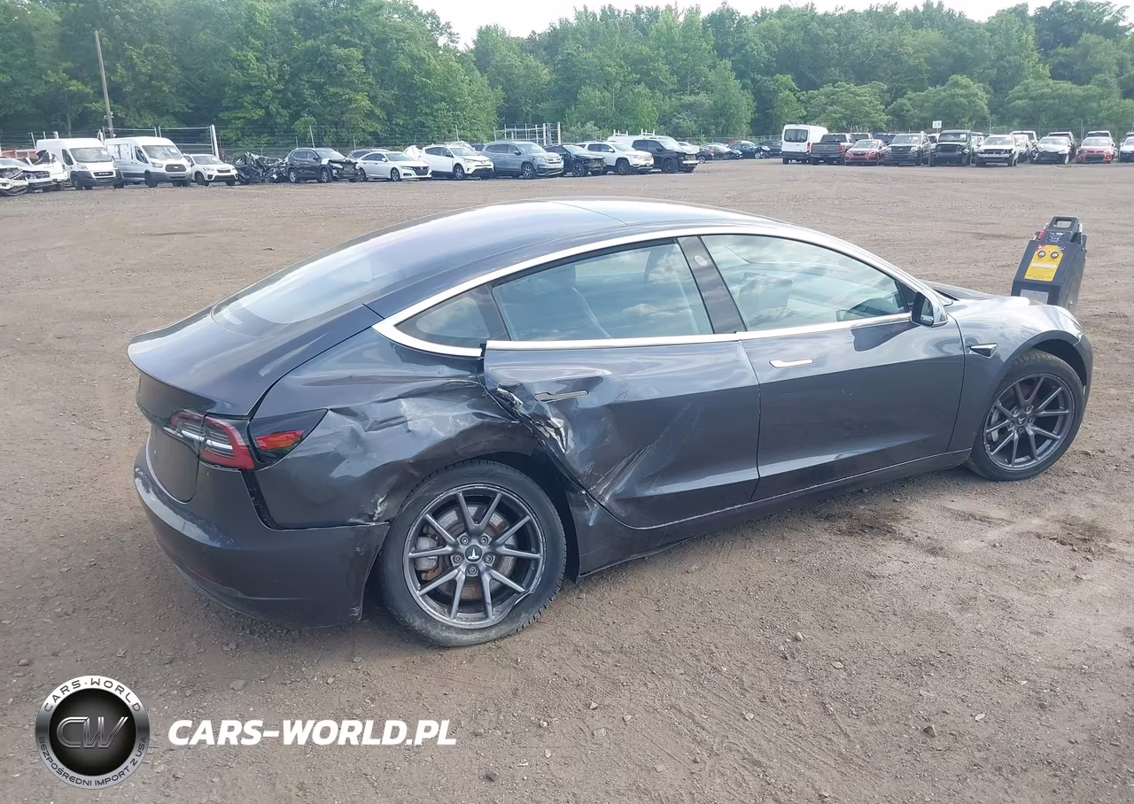 2018 Tesla Model 3 Long Range-Mid Range VIN:5YJ3E1EA7JF025762 - 6