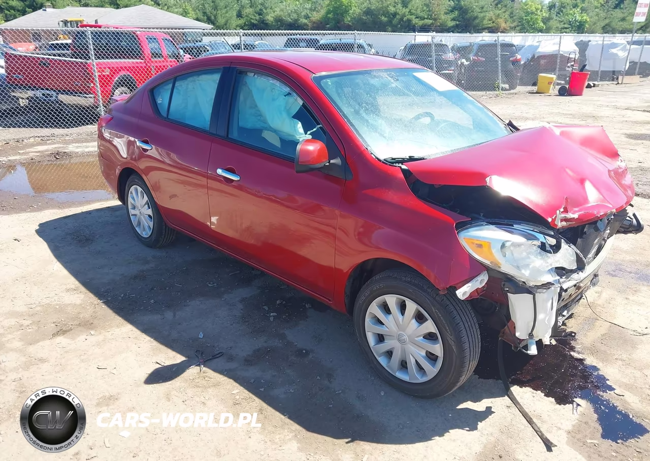 2013 Nissan Versa 1.6 Sv