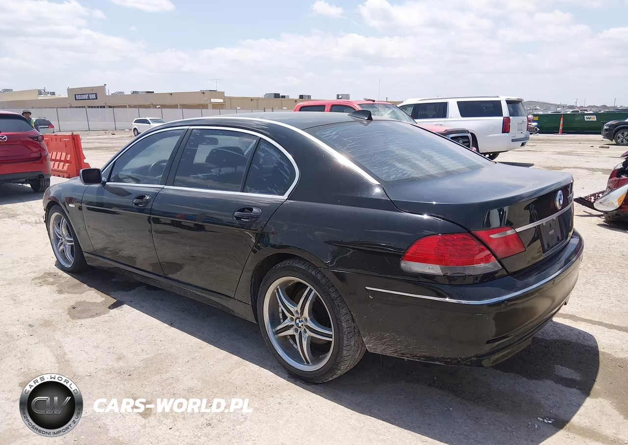 2006 BMW 750Li VIN:WBAHN83516DT63951 - 3
