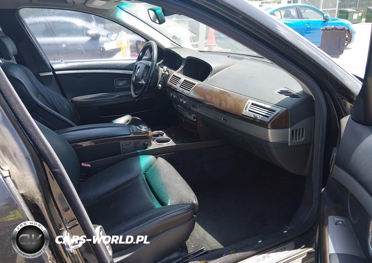 2006 BMW 750Li VIN:WBAHN83516DT63951 - 5