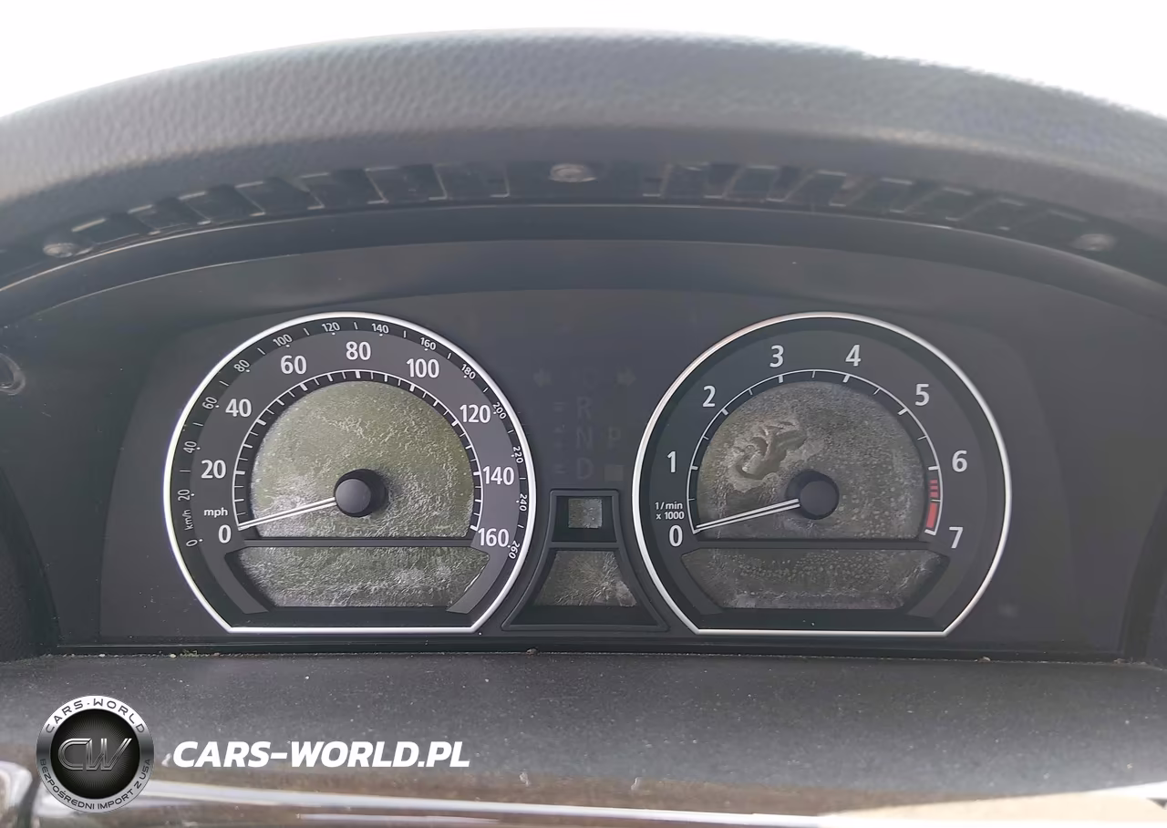 2006 BMW 750Li VIN:WBAHN83516DT63951 - 7