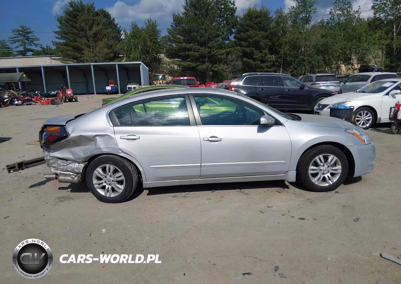 2011 Nissan Altima 2.5 S VIN:1N4AL2AP9BN469926 - 12
