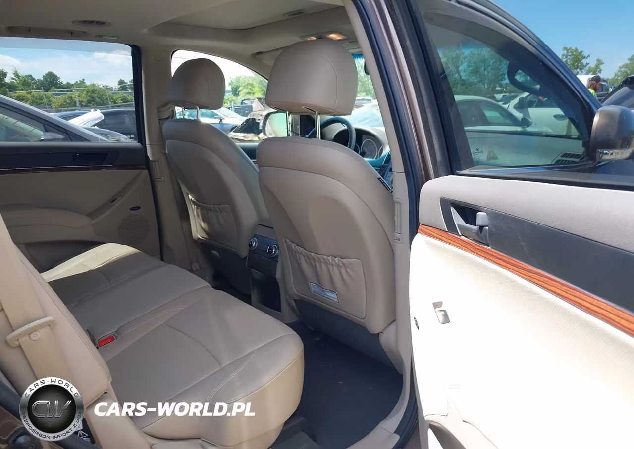 2011 Hyundai Veracruz Limited VIN:KM8NUDCC4BU170618 - 8
