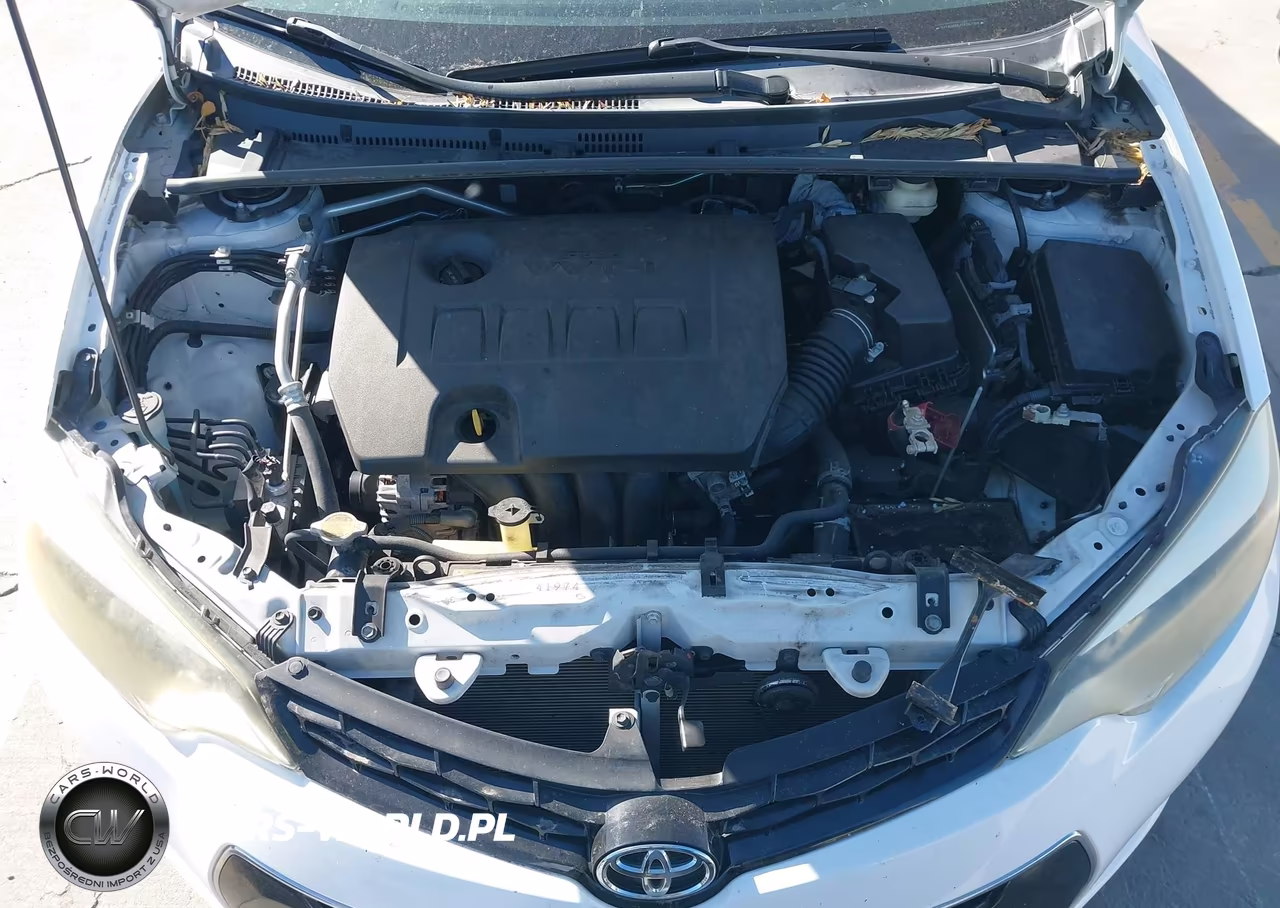 2015 Toyota Corolla S Plus VIN:5YFBURHE4FP267500 - 10