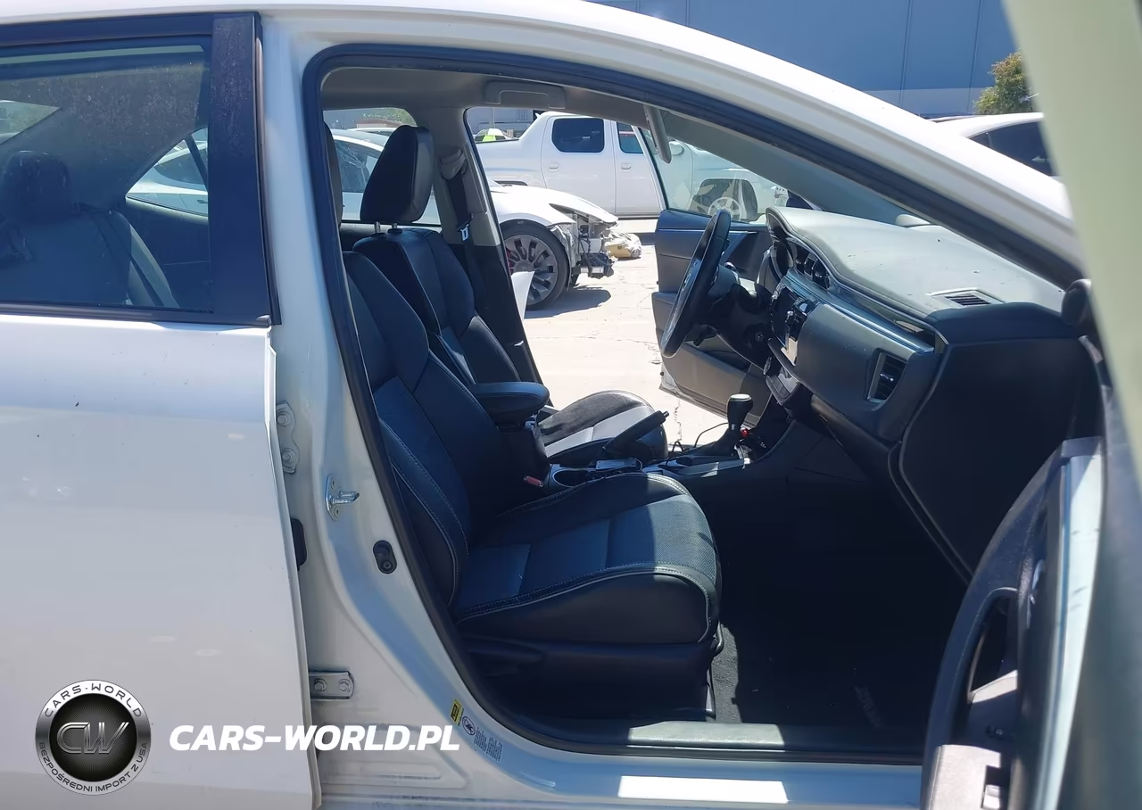 2015 Toyota Corolla S Plus VIN:5YFBURHE4FP267500 - 5