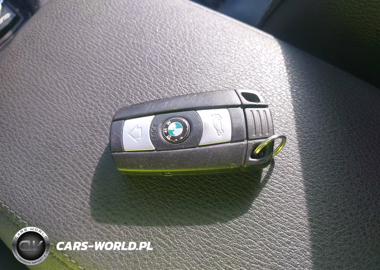2014 BMW X1 Sdrive28I VIN:WBAVM1C5XEVW53966 - 11