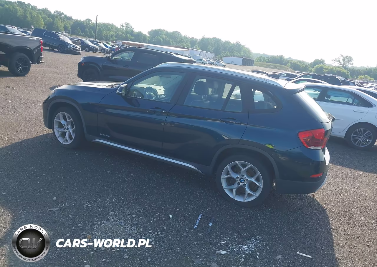 2014 BMW X1 Sdrive28I VIN:WBAVM1C5XEVW53966 - 3