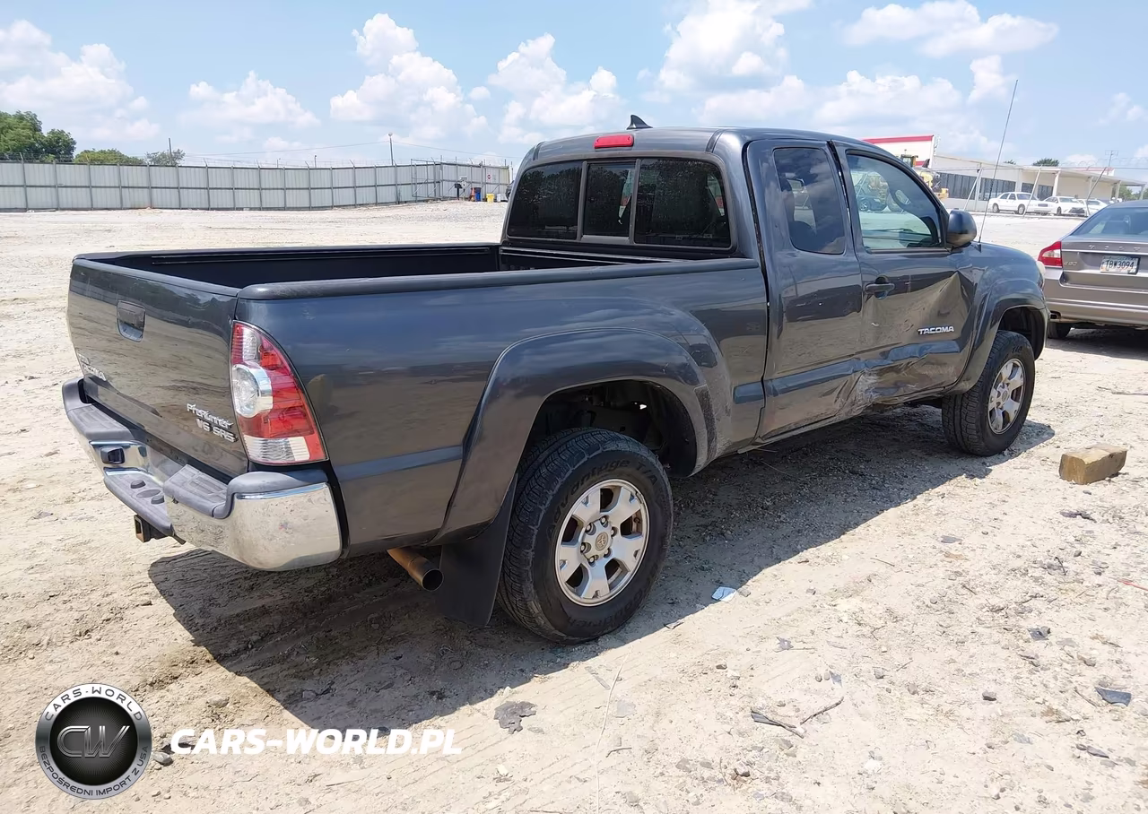 2014 Toyota Tacoma Prerunner V6 VIN:5TFTU4GN5EX057061 - 4