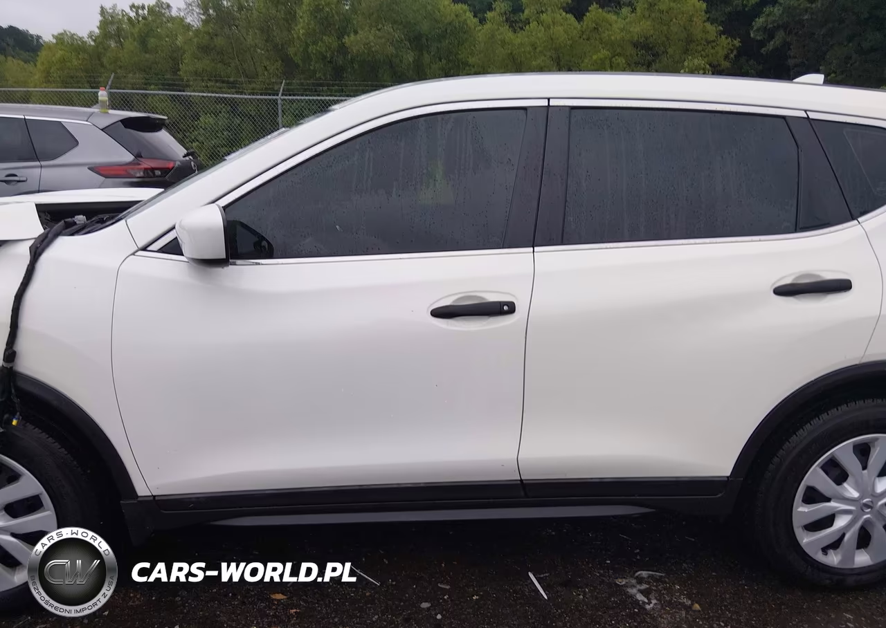 2017 Nissan Rogue S VIN:5N1AT2MT6HC796061 - 15