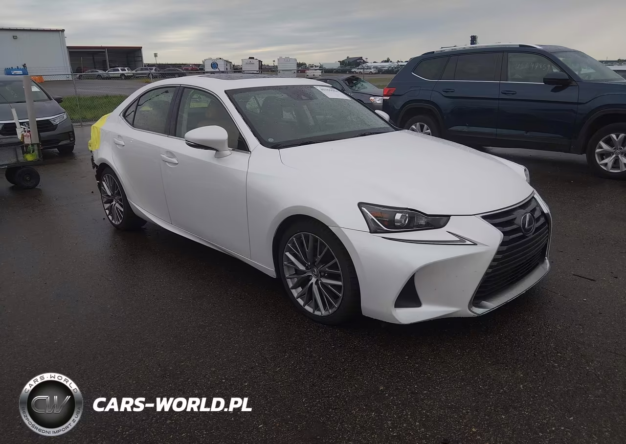 2017 Lexus Is 300 – zdjęcie 1 z 17