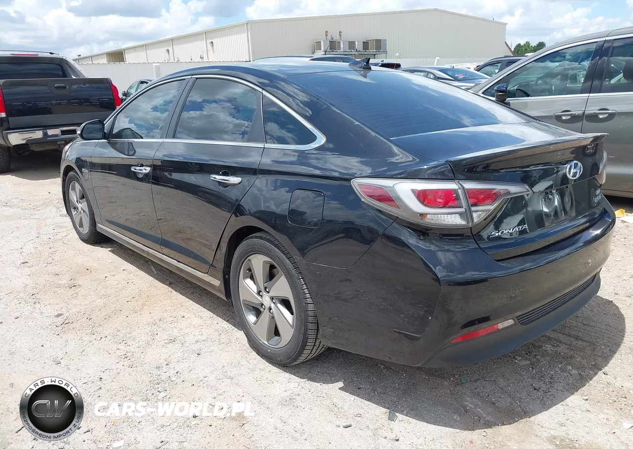 2017 Hyundai Sonata Plug-In Hybrid VIN:KMHE14L28HA060004 - 3