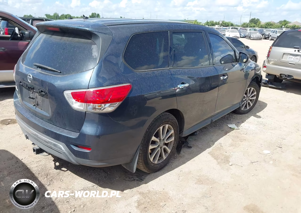 2015 Nissan Pathfinder S VIN:5N1AR2MN2FC634568 - 4