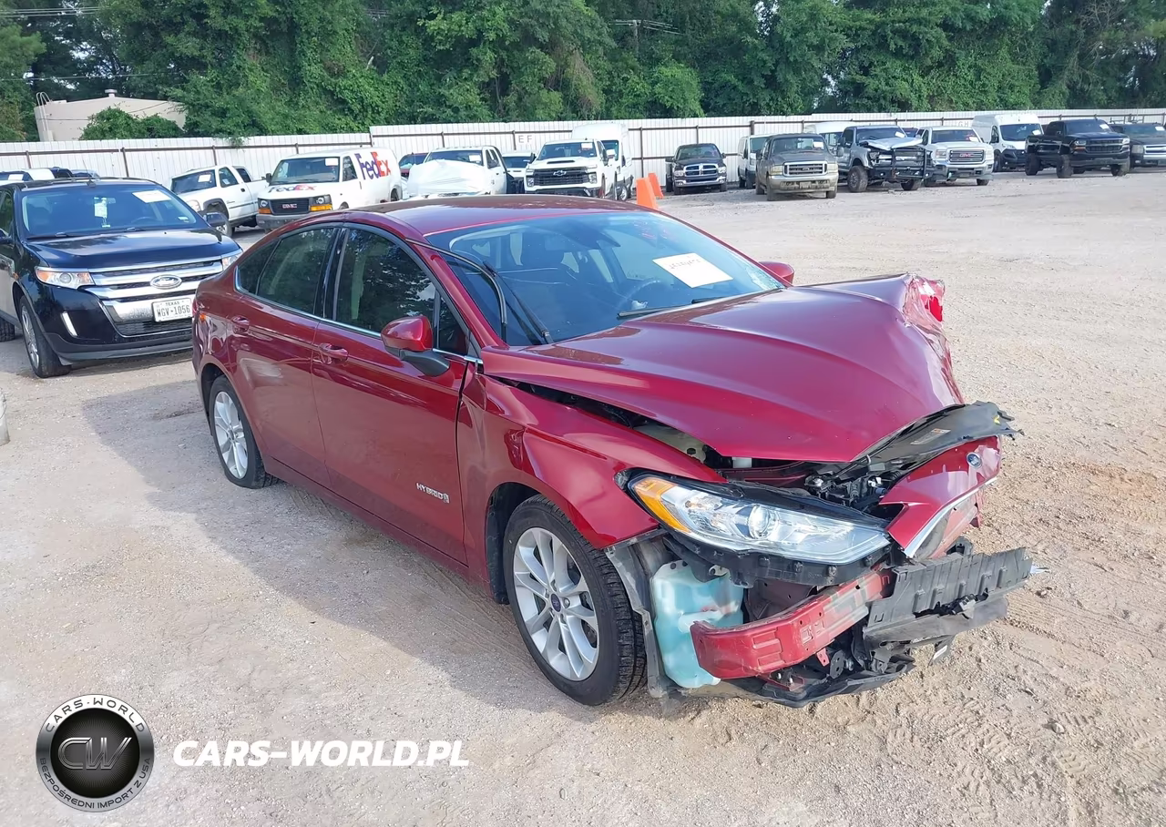 2019 Ford Fusion Hybrid Se – zdjęcie 1 z 18
