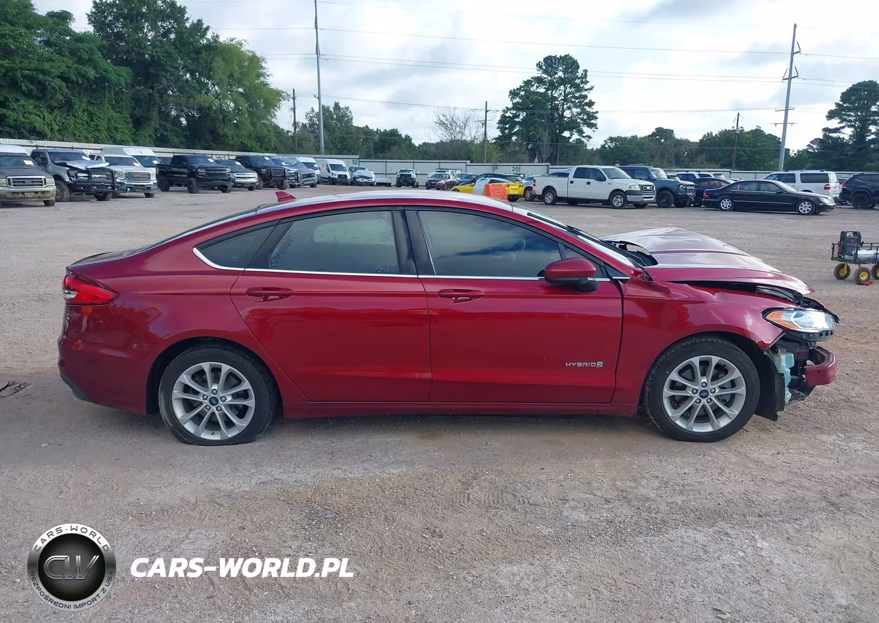 2019 Ford Fusion Hybrid Se VIN:3FA6P0LU3KR113440 - 14