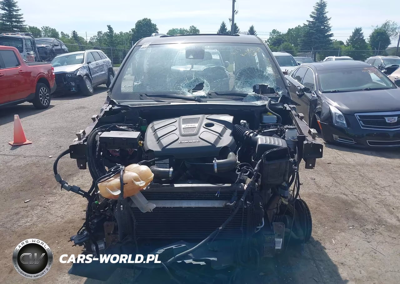 2015 Jeep Grand Cherokee VIN:1C4RJFJM9FC165612 - 12