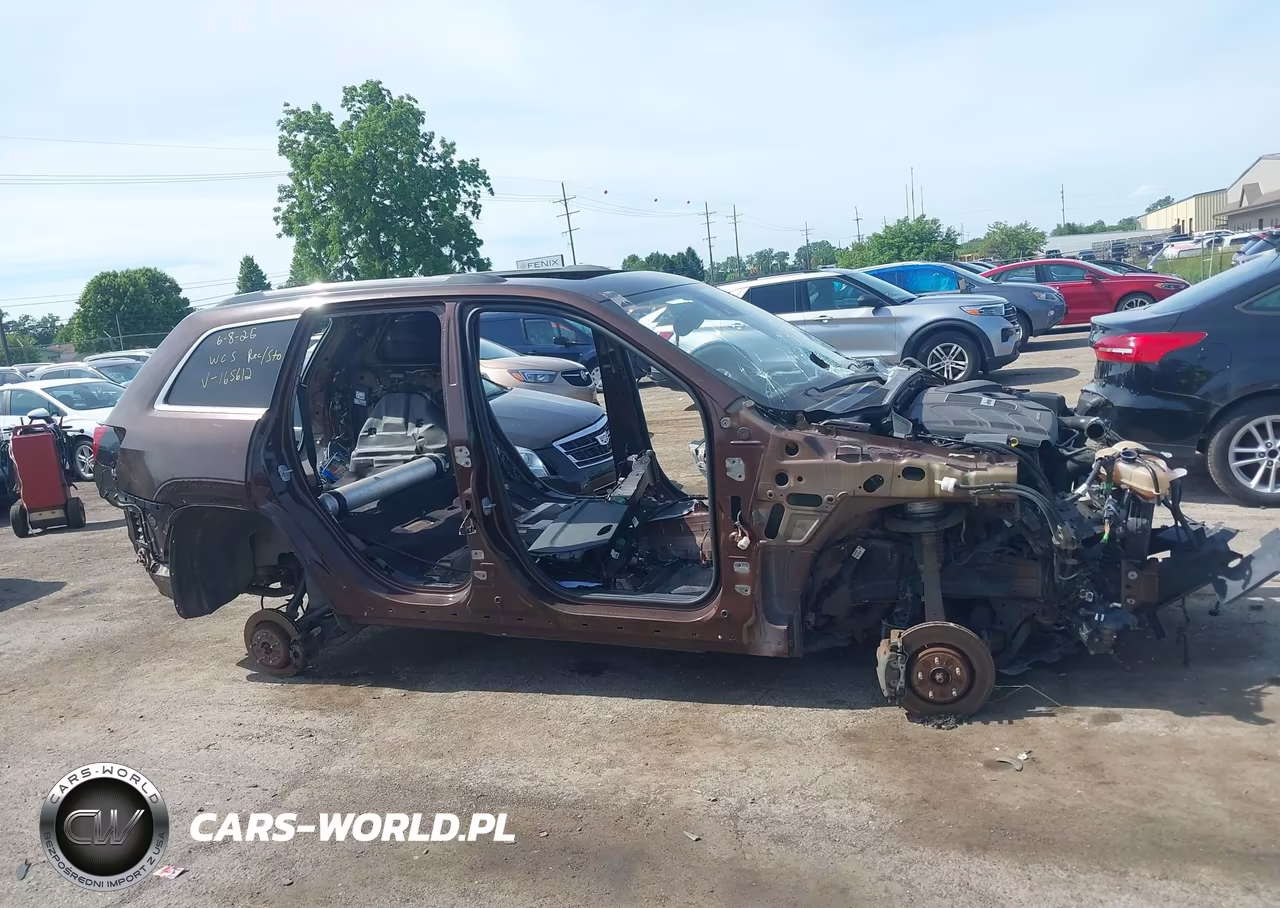 2015 Jeep Grand Cherokee VIN:1C4RJFJM9FC165612 - 13
