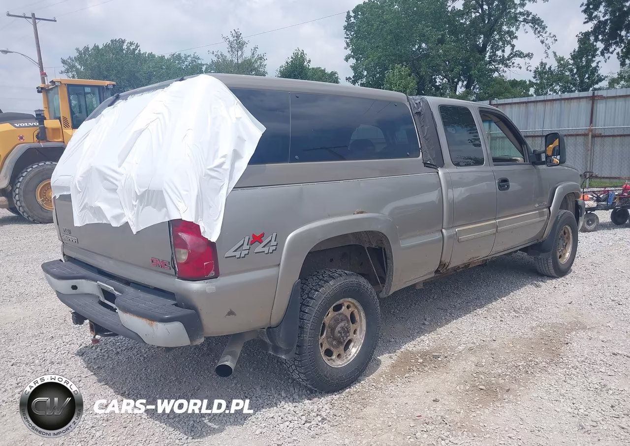 2003 Chevrolet Silverado 2500Hd Ls VIN:1GCHK29UX3E322263 - 4