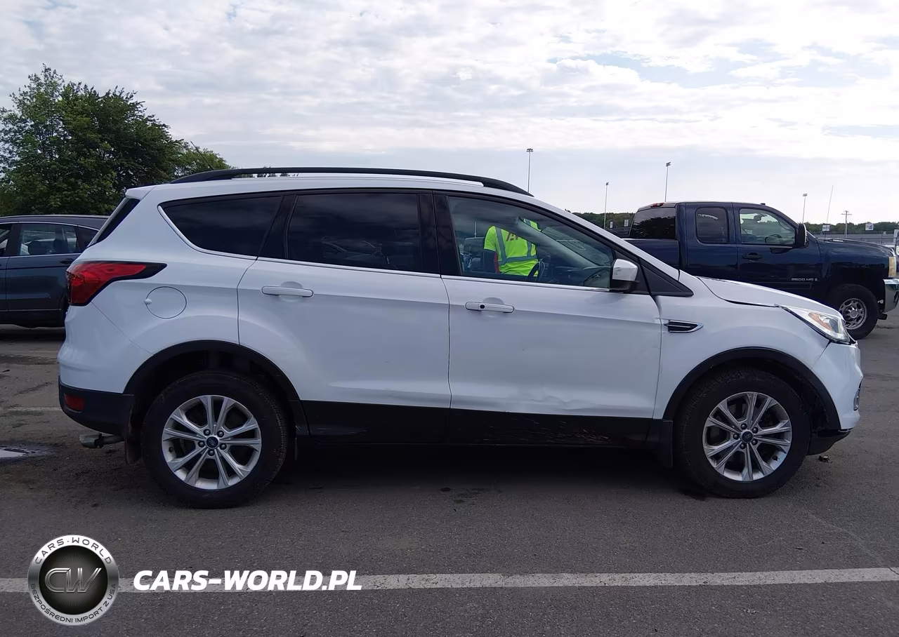 2019 Ford Escape VIN:1FMCU9HD2KUA66229 - 13