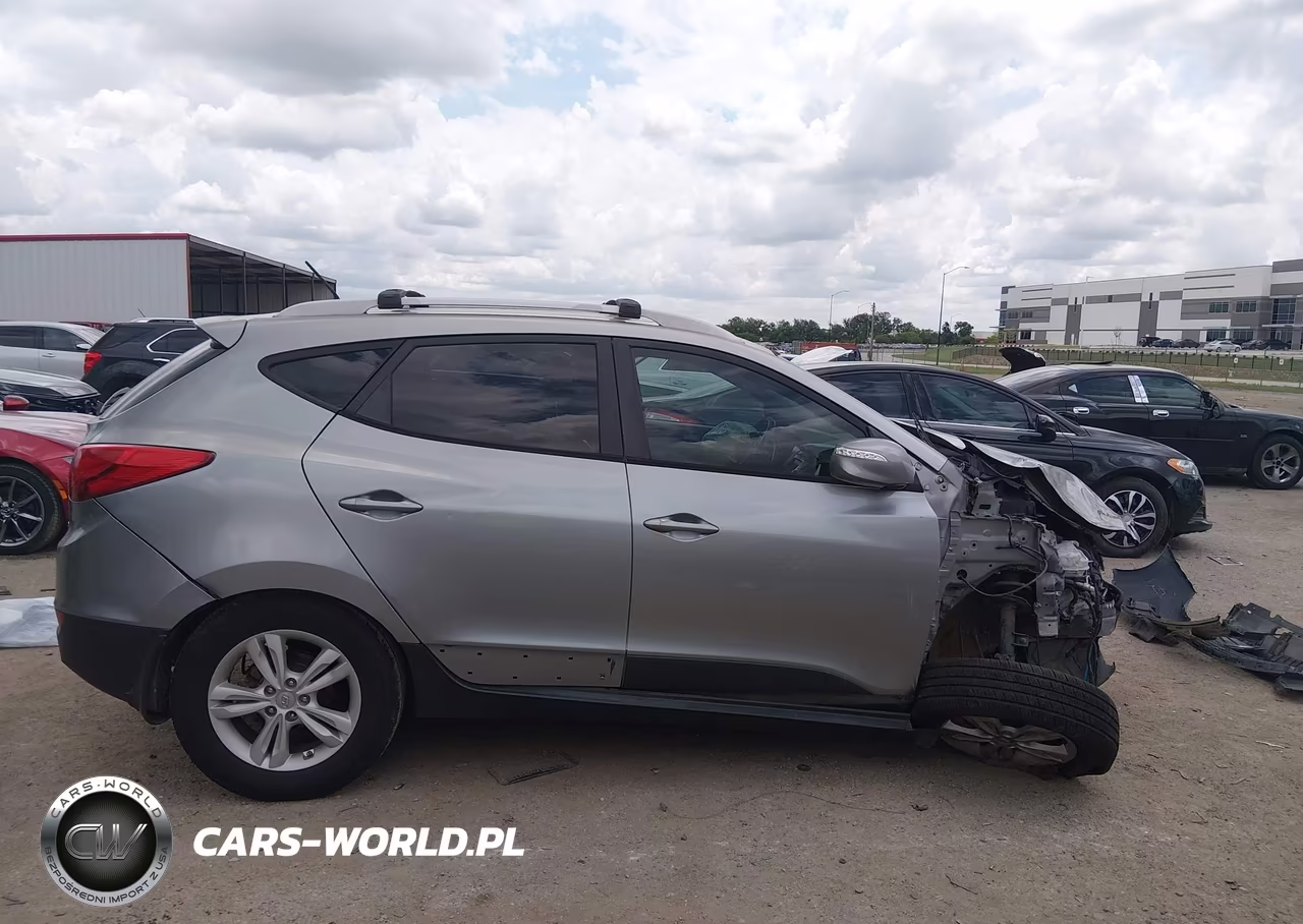 2012 Hyundai Tucson Gls VIN:KM8JU3AC7CU374679 - 13