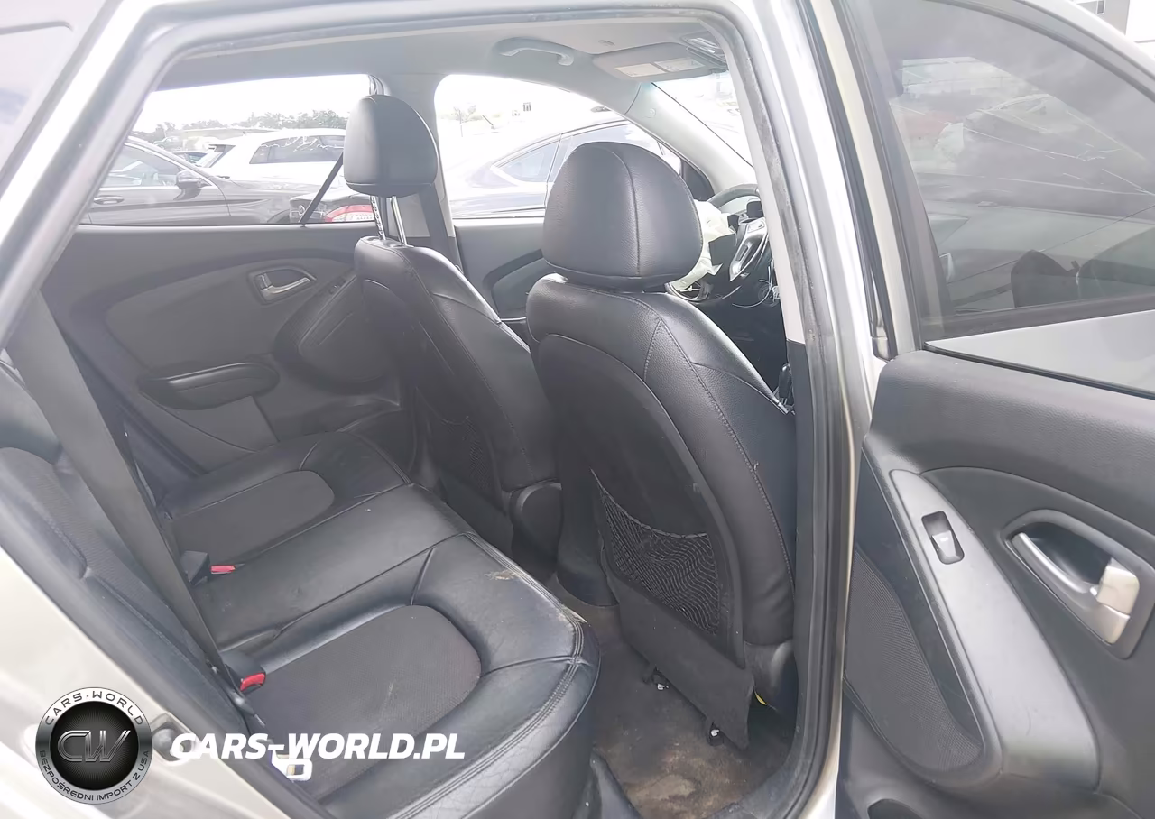 2012 Hyundai Tucson Gls VIN:KM8JU3AC7CU374679 - 8