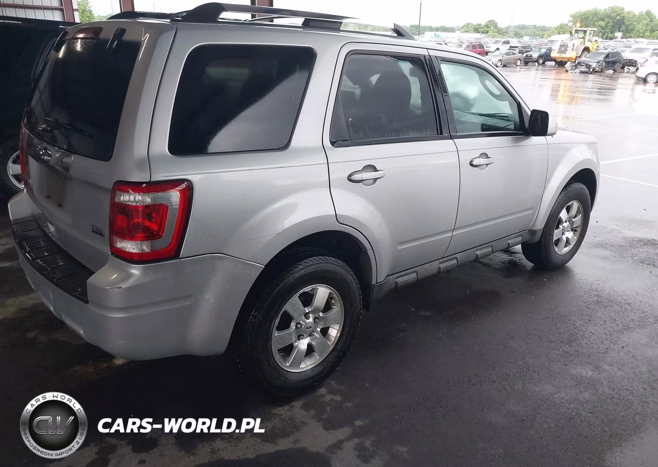 2011 Ford Escape Limited VIN:1FMCU0EGXBKC69150 - 4