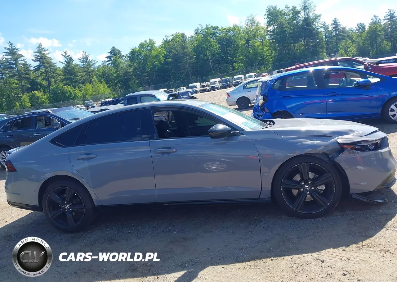 2023 Honda Accord Hybrid Sport-L VIN:1HGCY2F70PA047136 - 13