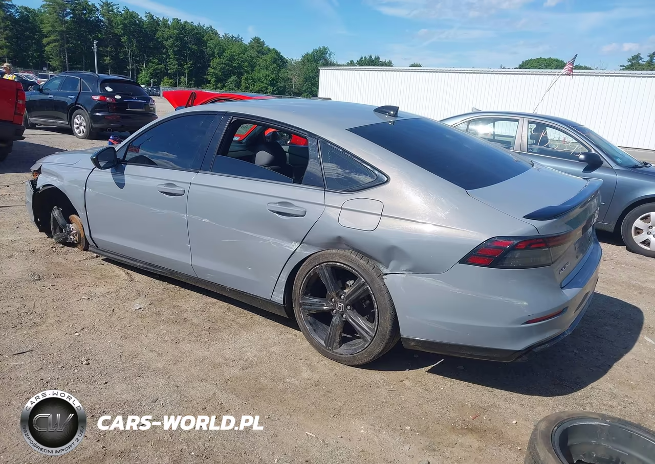 2023 Honda Accord Hybrid Sport-L VIN:1HGCY2F70PA047136 - 3