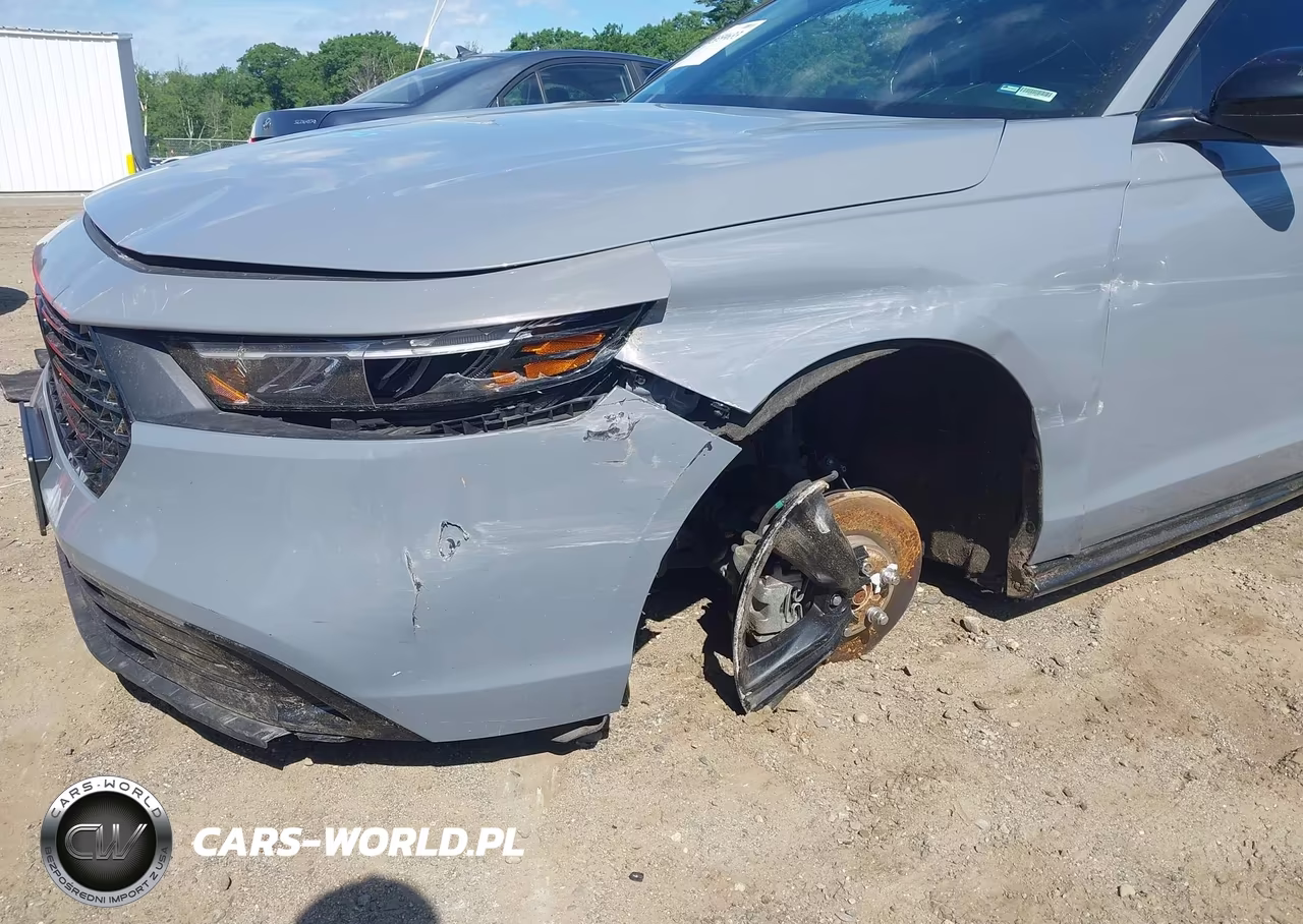 2023 Honda Accord Hybrid Sport-L VIN:1HGCY2F70PA047136 - 6