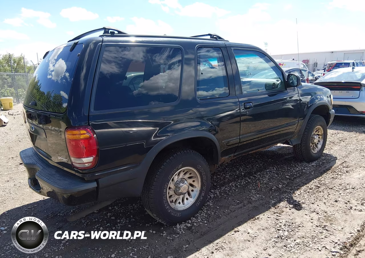1999 Ford Explorer Sport VIN:1FMYU22X8XUA39835 - 4
