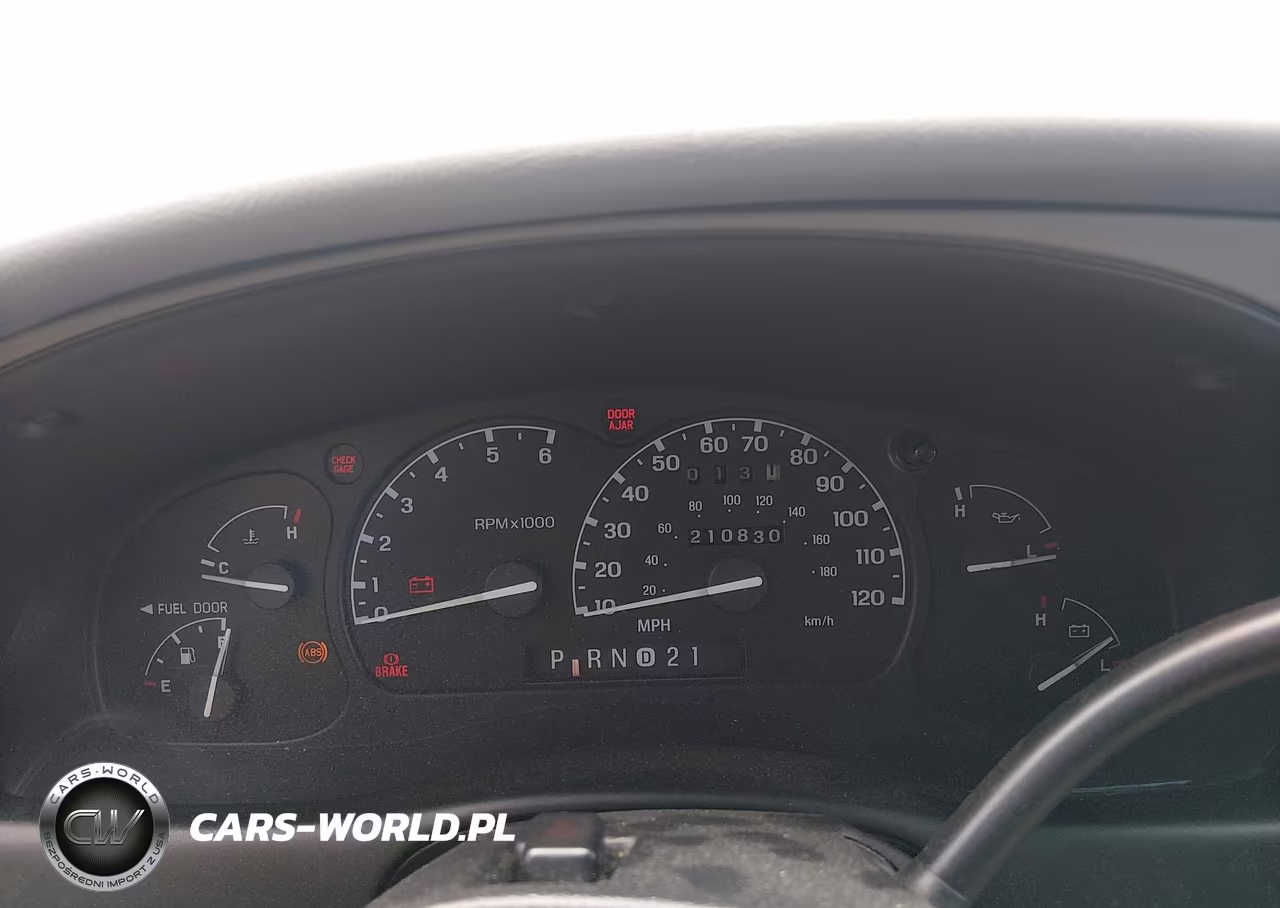 1999 Ford Explorer Sport VIN:1FMYU22X8XUA39835 - 7