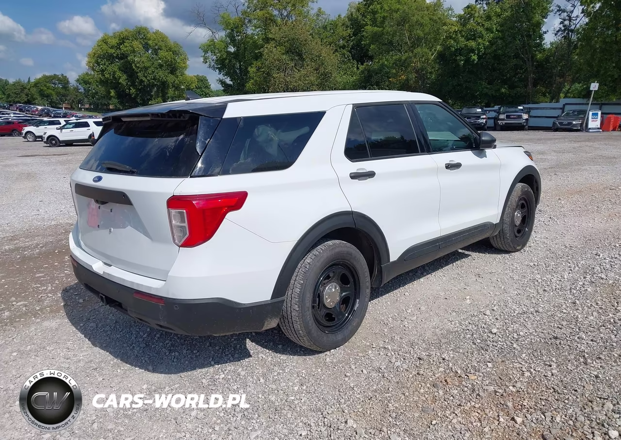 2023 Ford Police Interceptor Utility VIN:1FM5K8AB4PGB11128 - 4