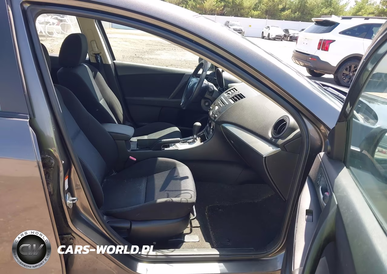 2011 Mazda Mazda3 I Touring VIN:JM1BL1VF1B1437358 - 5
