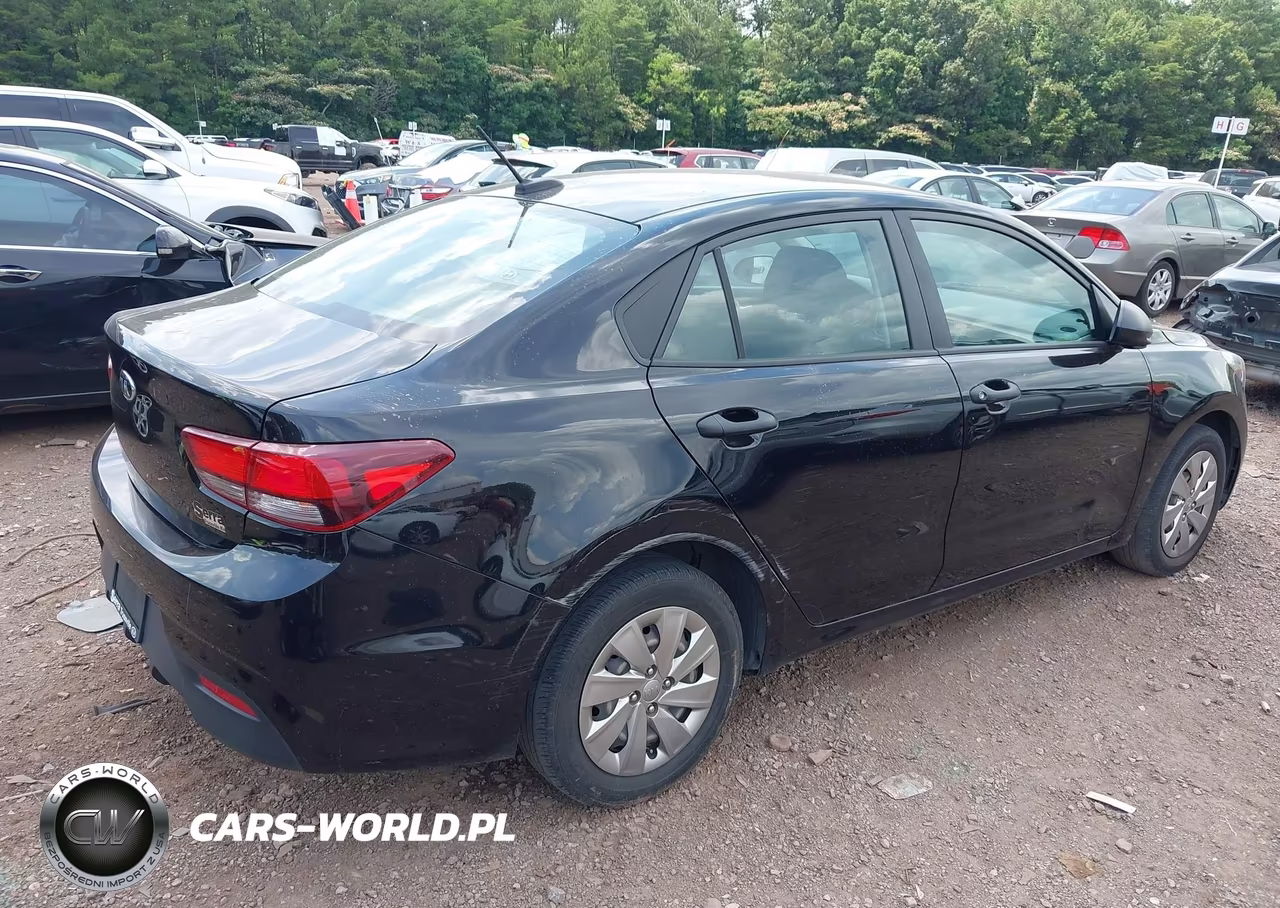 2018 Kia Rio Lx VIN:3KPA24AB6JE079799 - 4