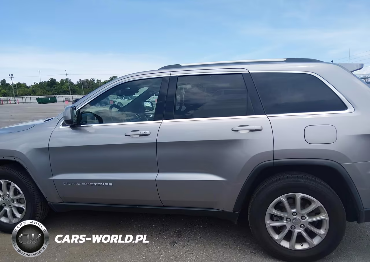 2016 Jeep Grand Cherokee Laredo VIN:1C4RJEAG4GC415523 - 14