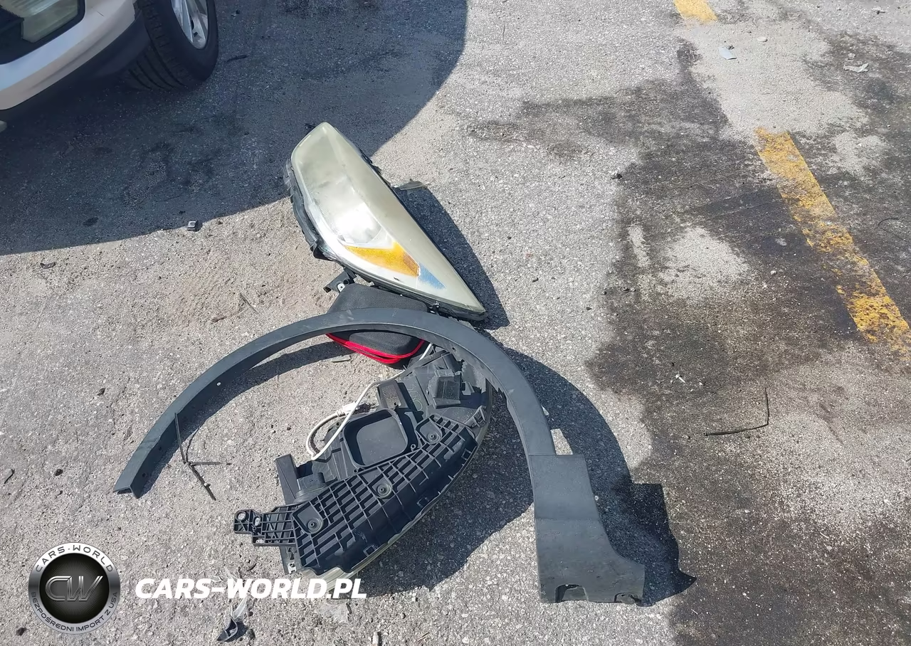 2017 Ford Escape Se VIN:1FMCU0GD9HUA53077 - 12