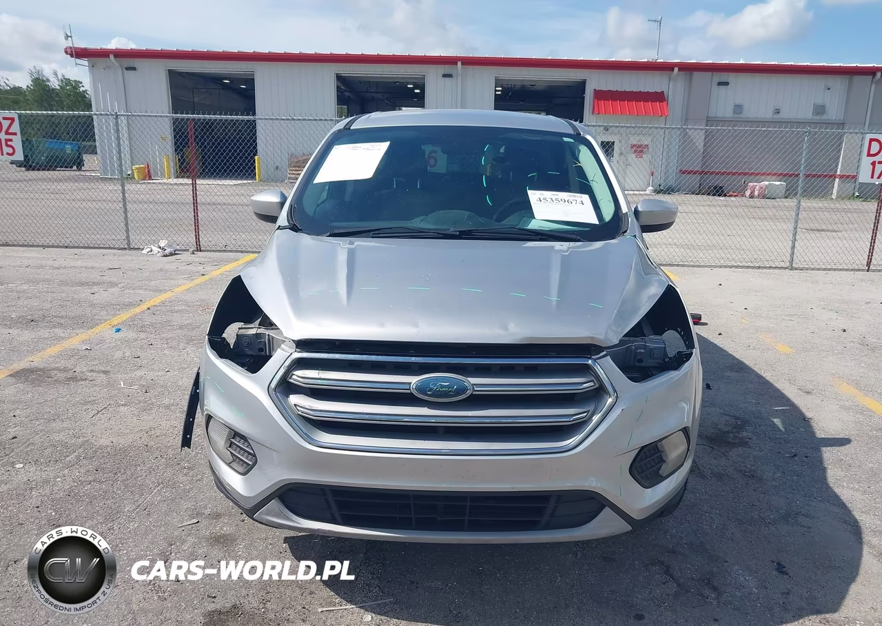 2017 Ford Escape Se VIN:1FMCU0GD9HUA53077 - 13