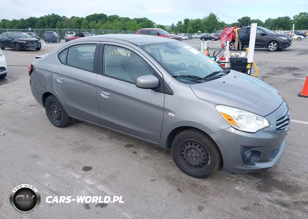 2017 Mitsubishi Mirage G4 Es – zdjęcie 1 z 16