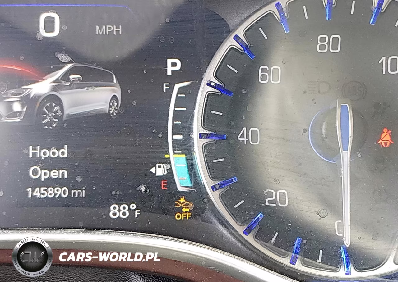 2017 Chrysler Pacifica Limited VIN:2C4RC1GG6HR545323 - 16