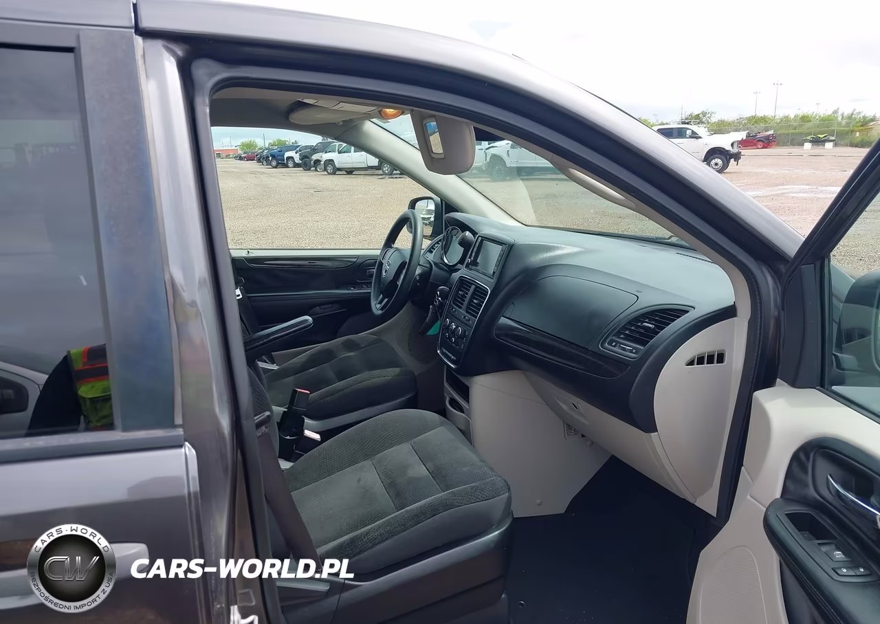 2019 Dodge Grand Caravan Se VIN:2C4RDGBG6KR701245 - 5
