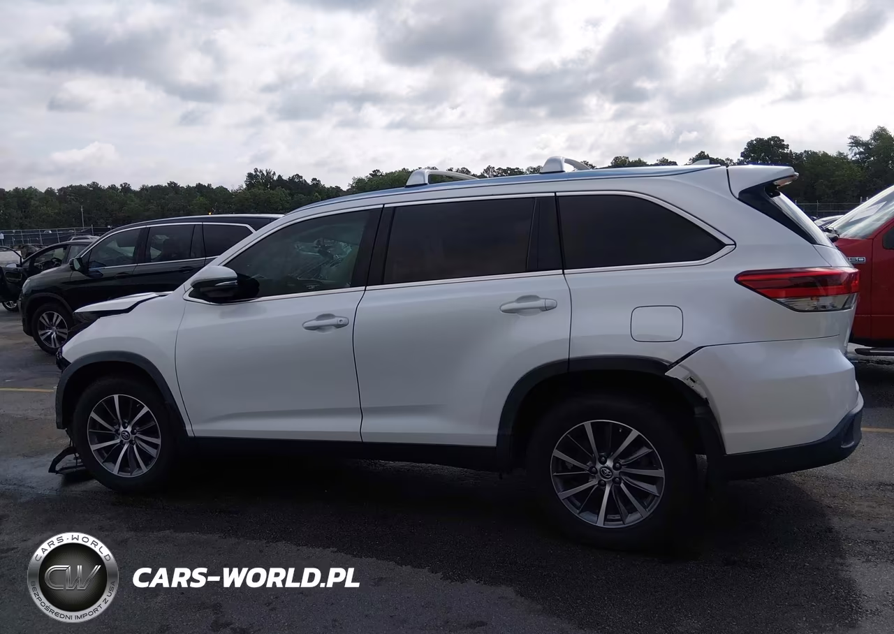 2019 Toyota Highlander Xle VIN:5TDJZRFH7KS618783 - 15