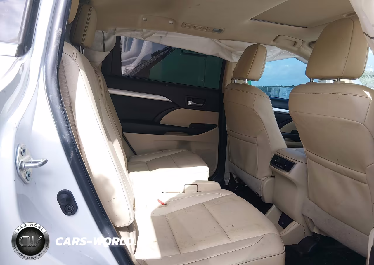 2019 Toyota Highlander Xle VIN:5TDJZRFH7KS618783 - 8