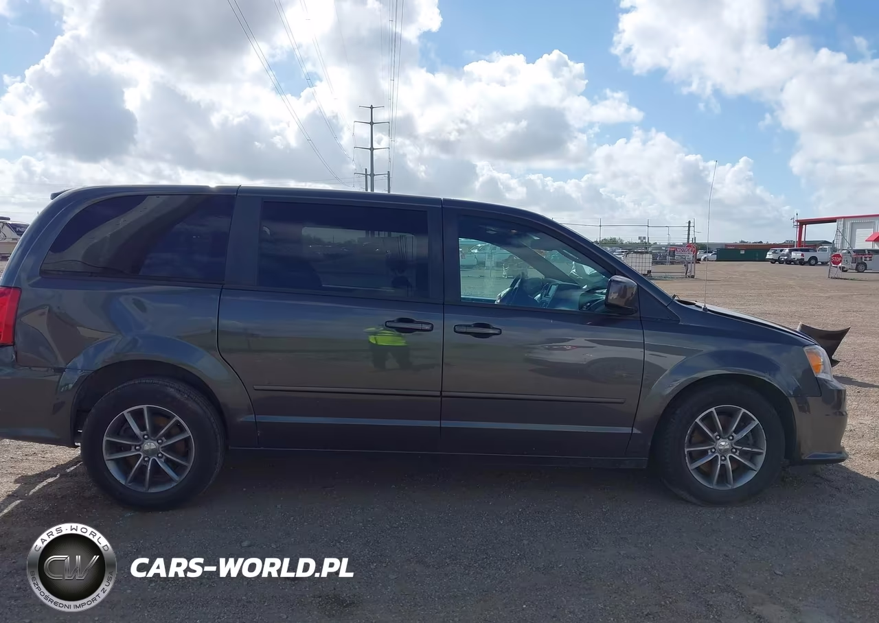 2016 Dodge Grand Caravan Se Plus VIN:2C4RDGBG8GR211302 - 14