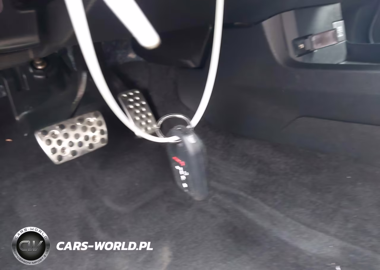 2018 Honda Civic Sport Touring VIN:SHHFK7H94JU425755 - 11